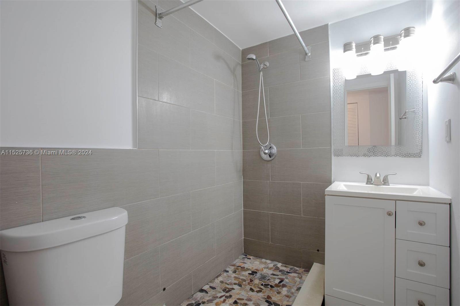 1350 Pennsylvania Ave 104, Miami Beach, Florida 33139, 2 Bedrooms Bedrooms, ,2 BathroomsBathrooms,Residential,For Sale,1350 Pennsylvania Ave 104,A11525736