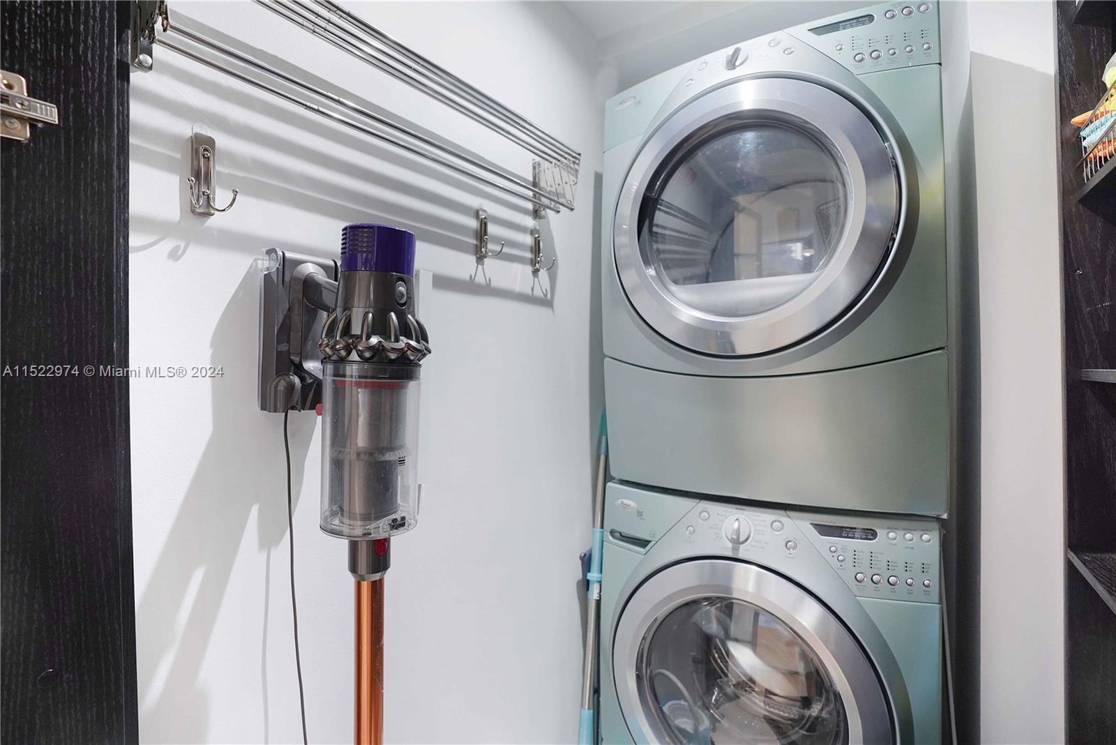 4775 Collins Ave 501, Miami Beach, Florida 33140, 2 Bedrooms Bedrooms, ,3 BathroomsBathrooms,Residential,For Sale,4775 Collins Ave 501,A11522974