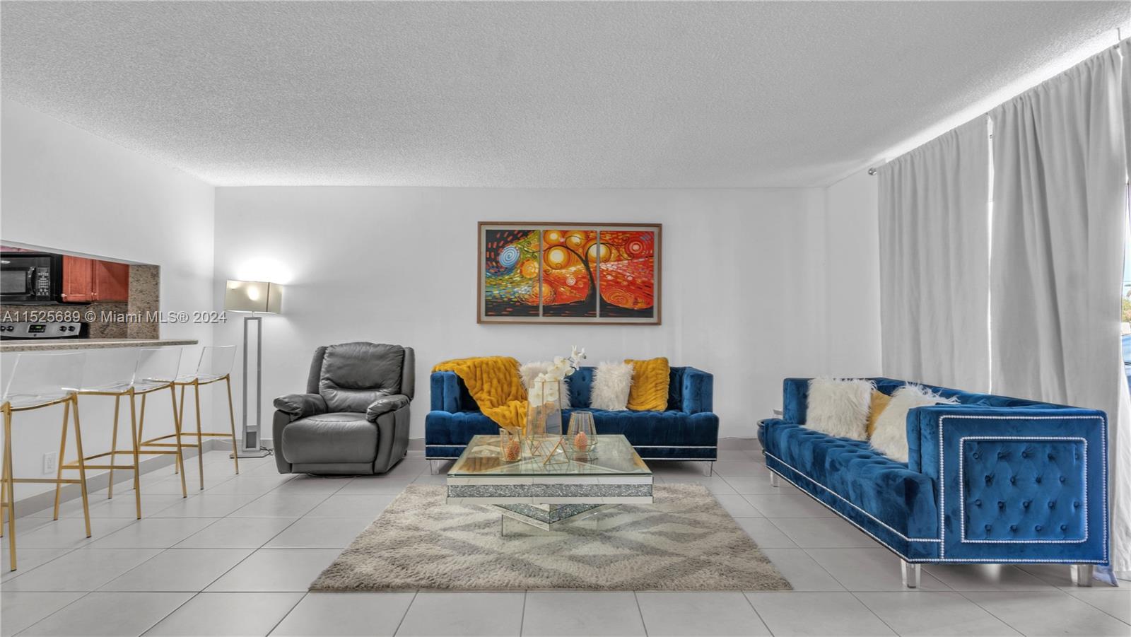 400 NE 12th Ave 103, Hallandale Beach, Florida 33009, 2 Bedrooms Bedrooms, ,2 BathroomsBathrooms,Residential,For Sale,400 NE 12th Ave 103,A11525689