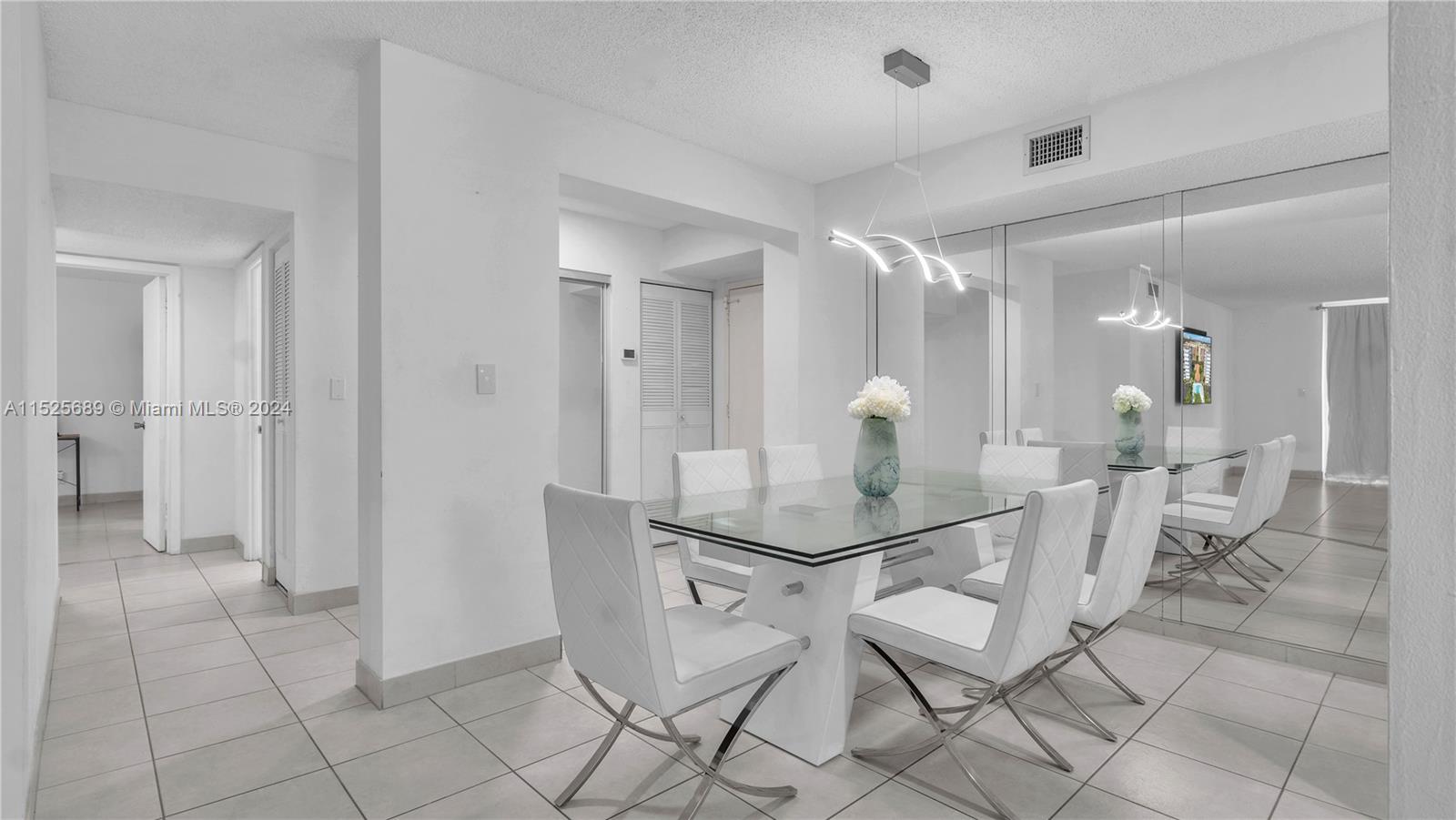 400 NE 12th Ave 103, Hallandale Beach, Florida 33009, 2 Bedrooms Bedrooms, ,2 BathroomsBathrooms,Residential,For Sale,400 NE 12th Ave 103,A11525689