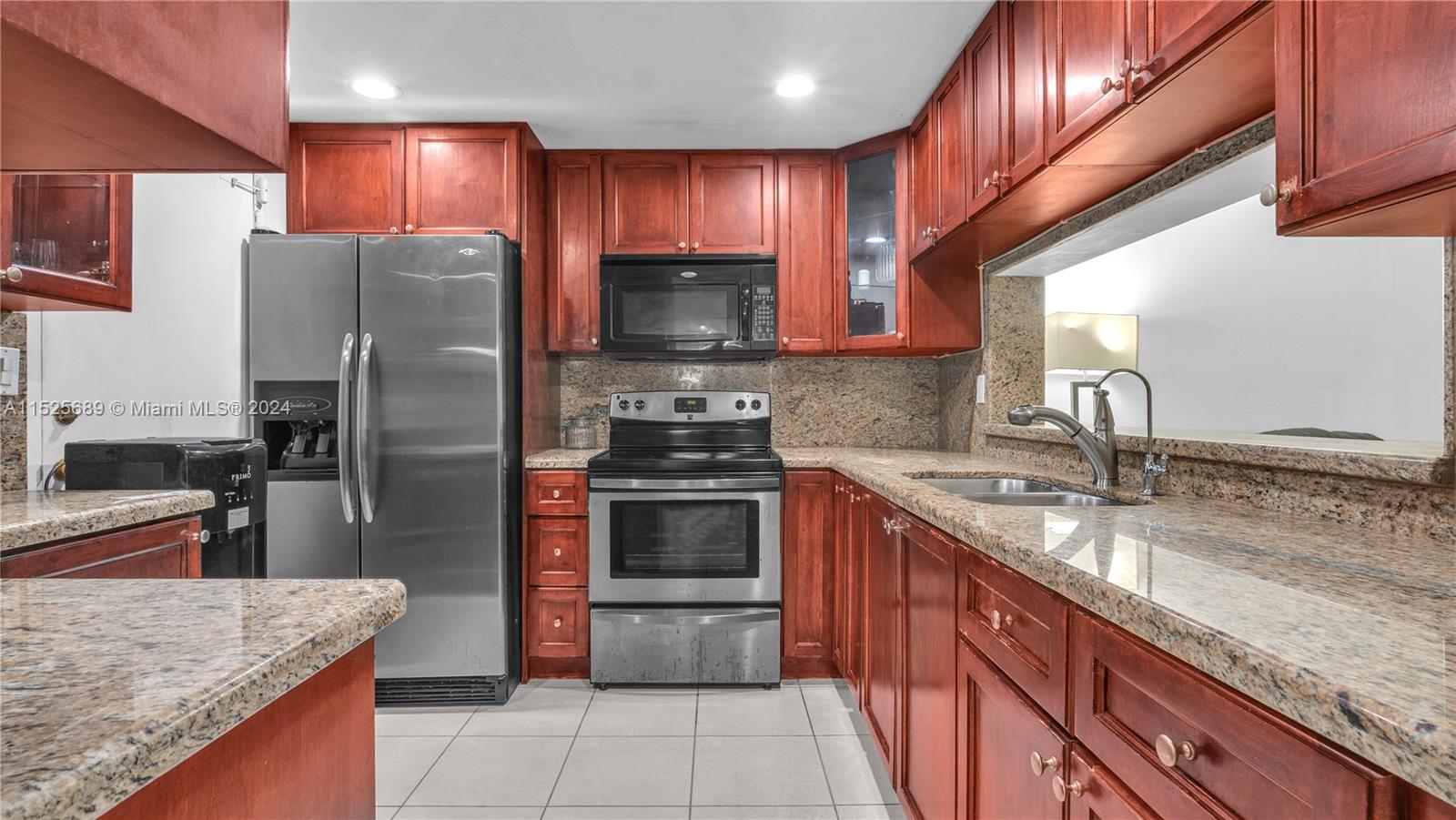 400 NE 12th Ave 103, Hallandale Beach, Florida 33009, 2 Bedrooms Bedrooms, ,2 BathroomsBathrooms,Residential,For Sale,400 NE 12th Ave 103,A11525689