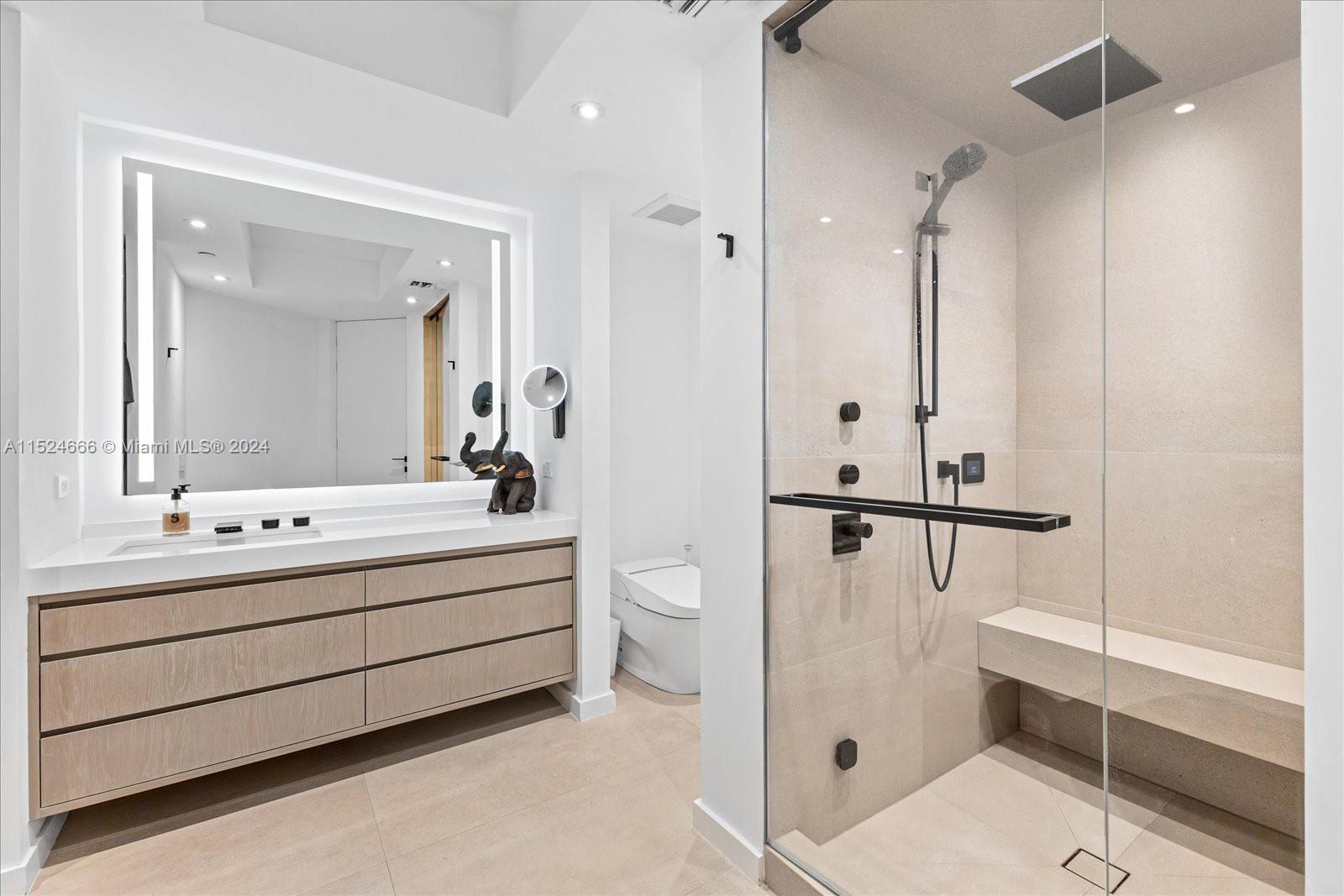 7600 Fisher Island Dr 7654, Miami Beach, Florida 33109, 3 Bedrooms Bedrooms, ,4 BathroomsBathrooms,Residential,For Sale,7600 Fisher Island Dr 7654,A11524666