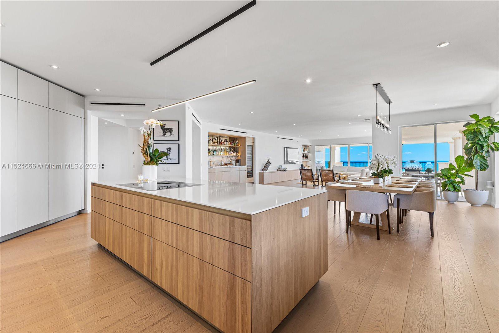 7600 Fisher Island Dr, Miami Beach, FL, 33109 United States, 3 Bedrooms Bedrooms, ,4 BathroomsBathrooms,Residential,For Sale,Fisher Island Dr,A11524666