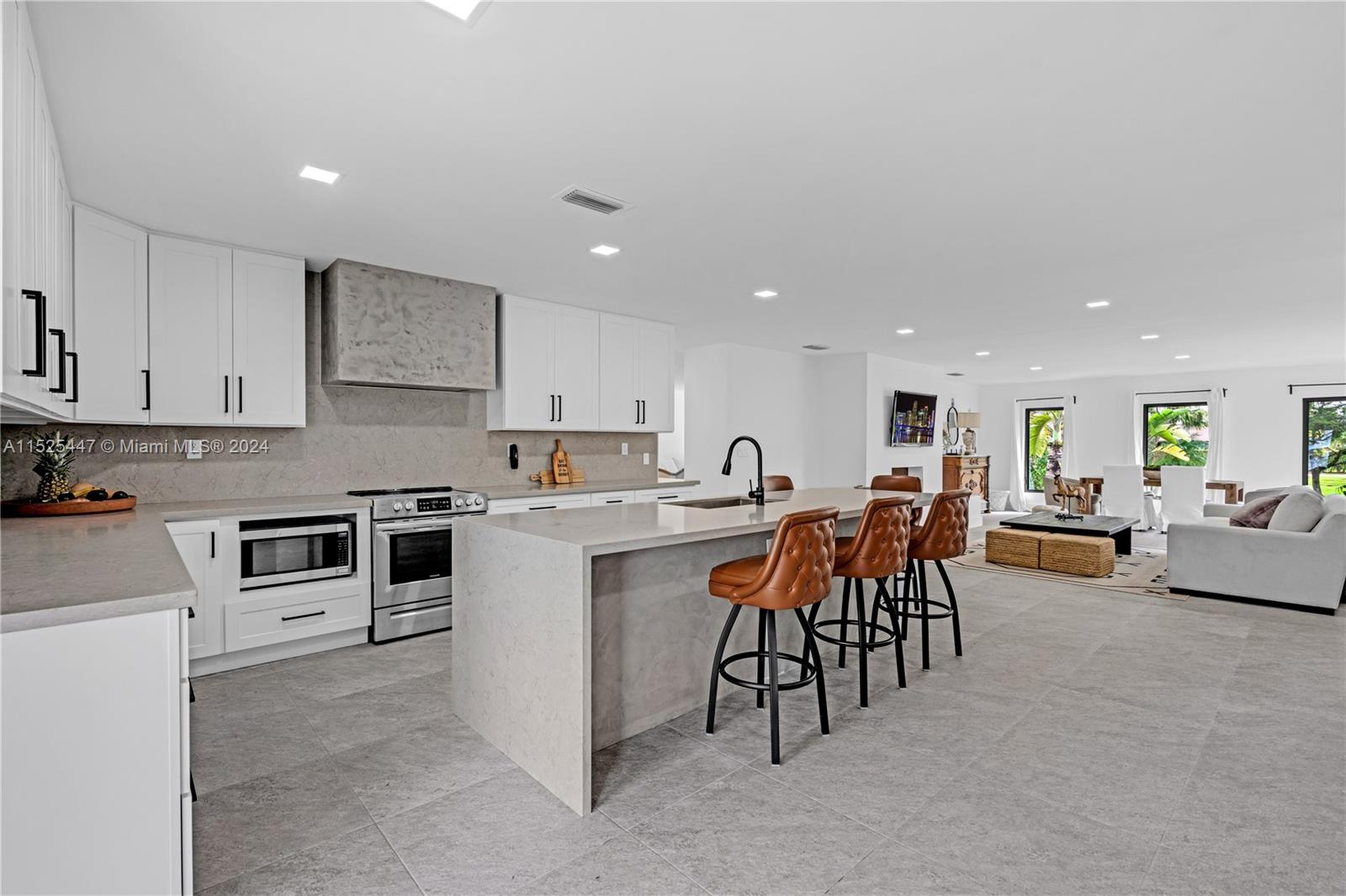 22595 SW 252nd St, Homestead, Florida 33031, 5 Bedrooms Bedrooms, ,4 BathroomsBathrooms,Residential,For Sale,22595 SW 252nd St,A11525447