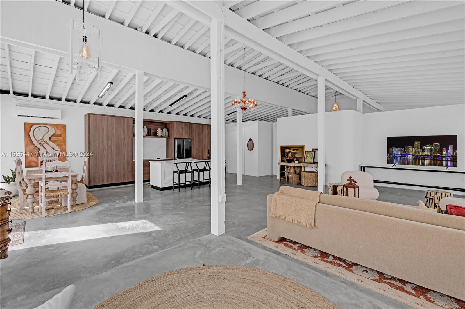 22595 SW 252nd St, Homestead, Florida 33031, 5 Bedrooms Bedrooms, ,4 BathroomsBathrooms,Residential,For Sale,22595 SW 252nd St,A11525447