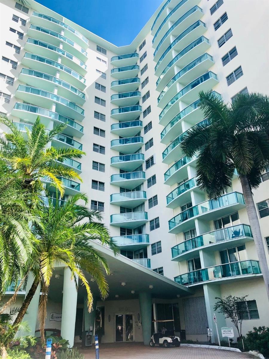 3901 S Ocean Dr 2B, Hollywood, Florida 33019, 1 Bedroom Bedrooms, ,1 BathroomBathrooms,Residentiallease,For Rent,3901 S Ocean Dr 2B,A11525091