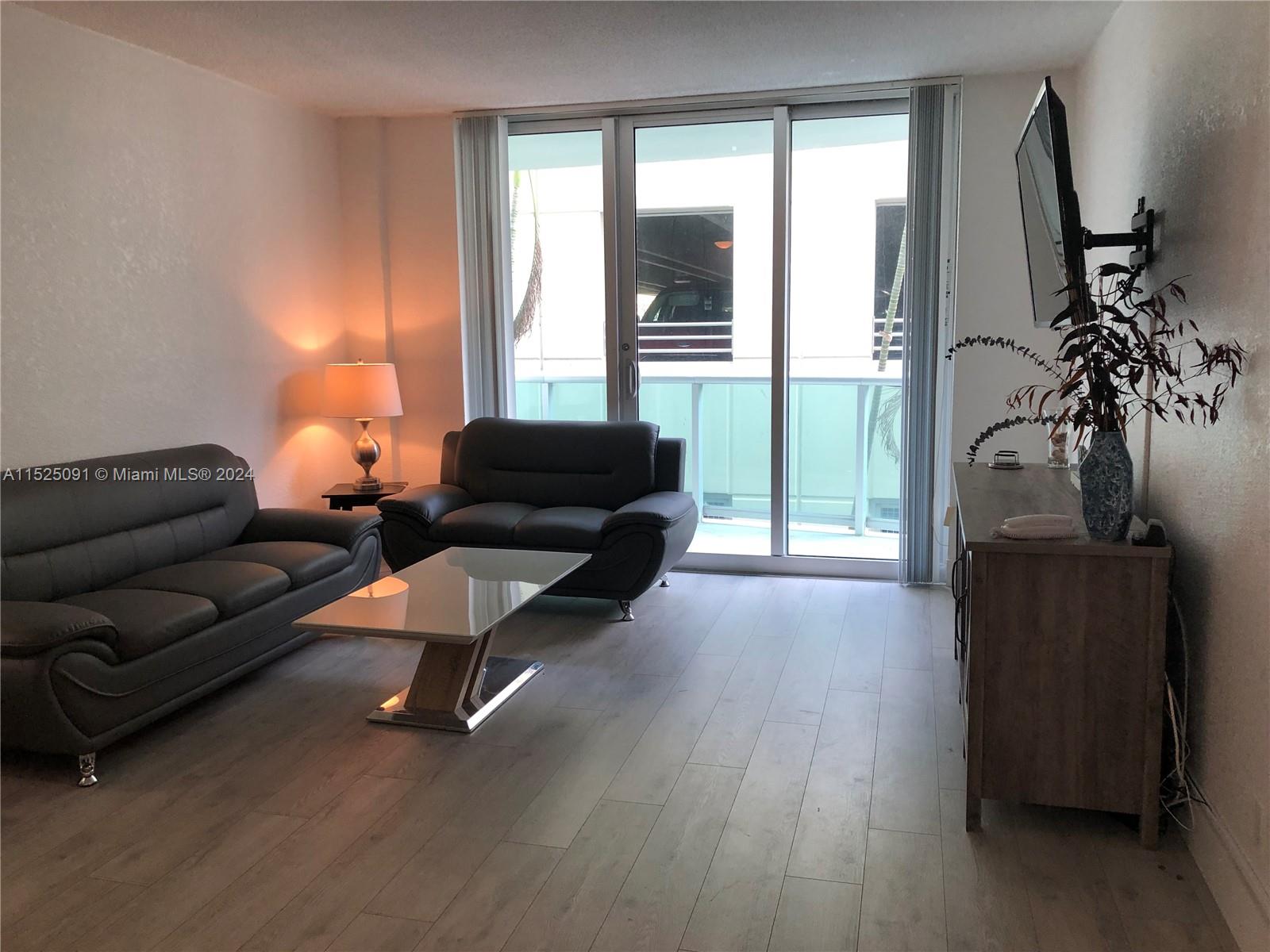 3901 S Ocean Dr 2B, Hollywood, Florida 33019, 1 Bedroom Bedrooms, ,1 BathroomBathrooms,Residentiallease,For Rent,3901 S Ocean Dr 2B,A11525091