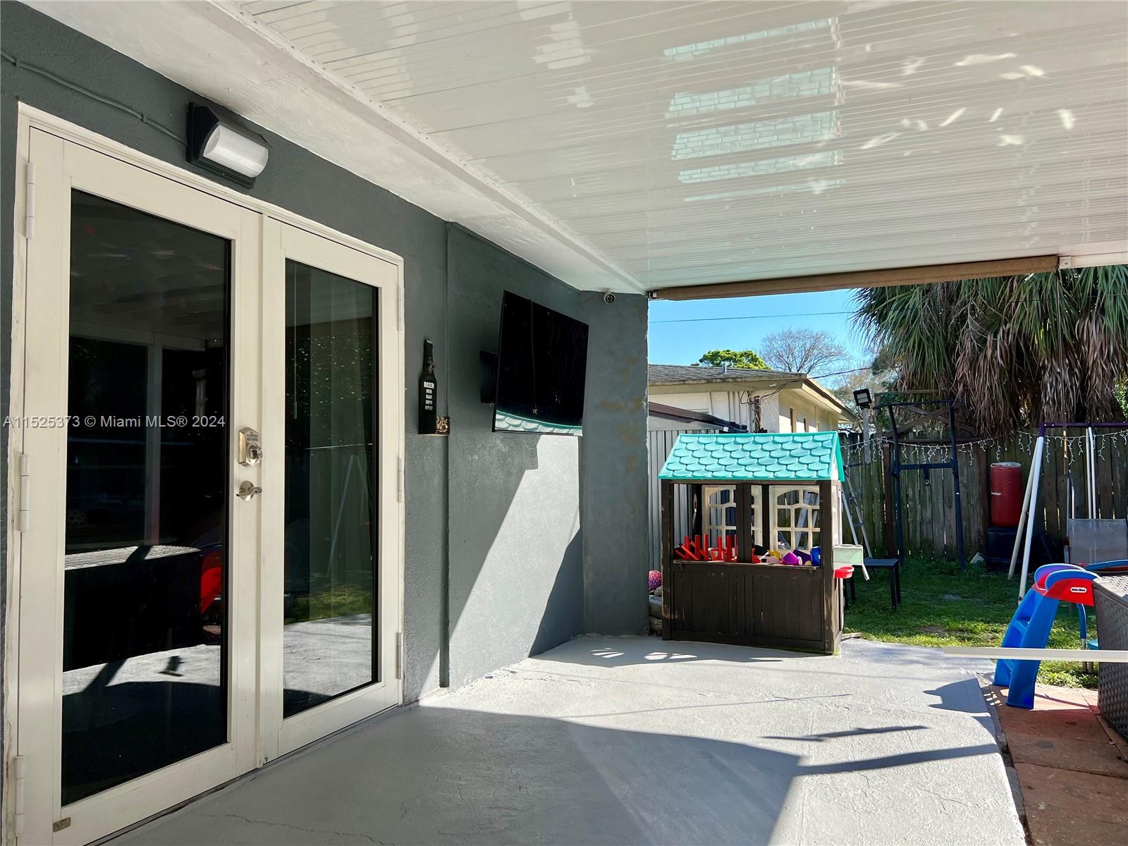 1327 22nd Ter, Fort Lauderdale, FL, 33312 United States, 3 Bedrooms Bedrooms, ,2 BathroomsBathrooms,Residential,For Sale,22nd Ter,A11525373