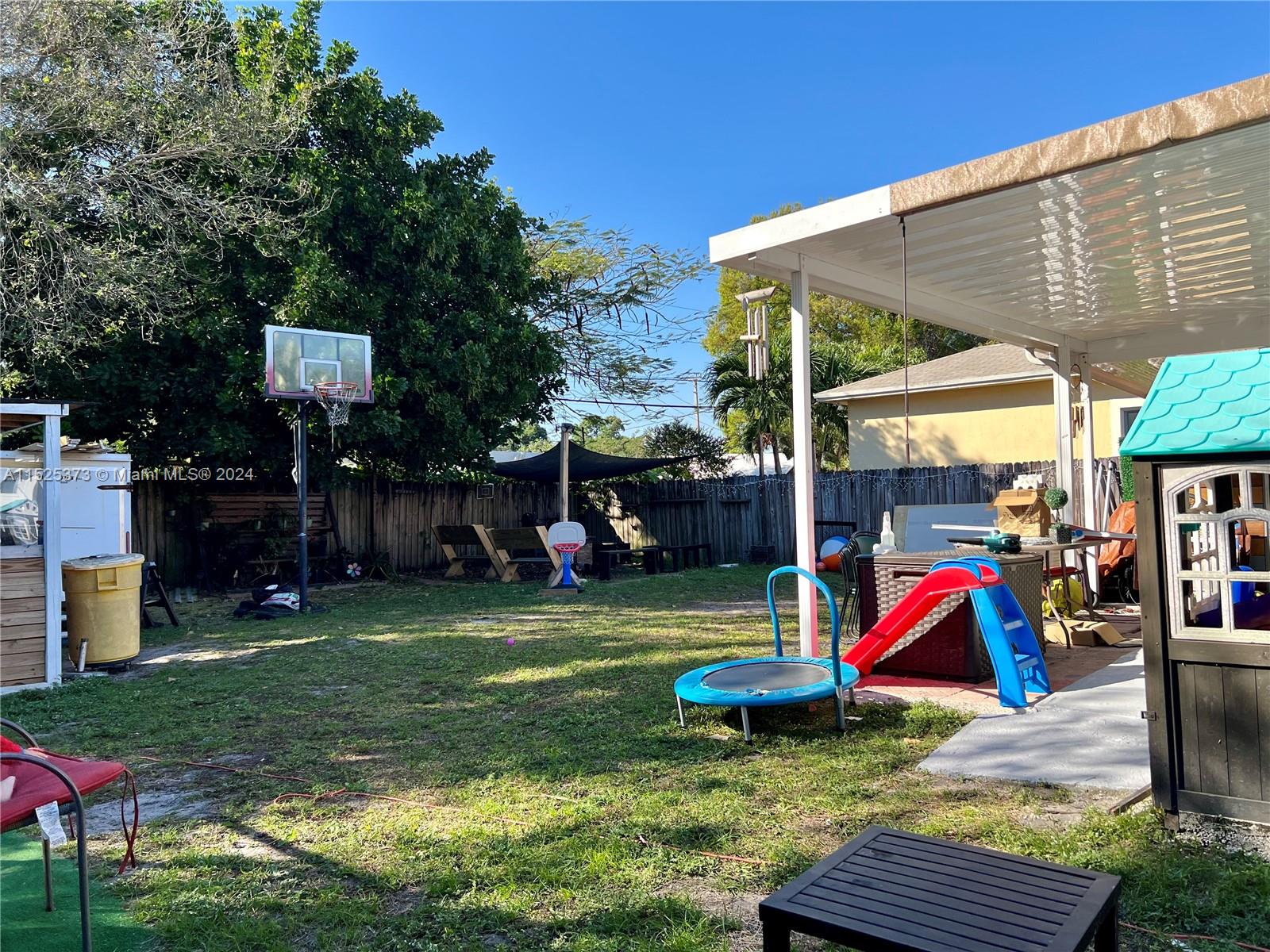 1327 22nd Ter, Fort Lauderdale, FL, 33312 United States, 3 Bedrooms Bedrooms, ,2 BathroomsBathrooms,Residential,For Sale,22nd Ter,A11525373