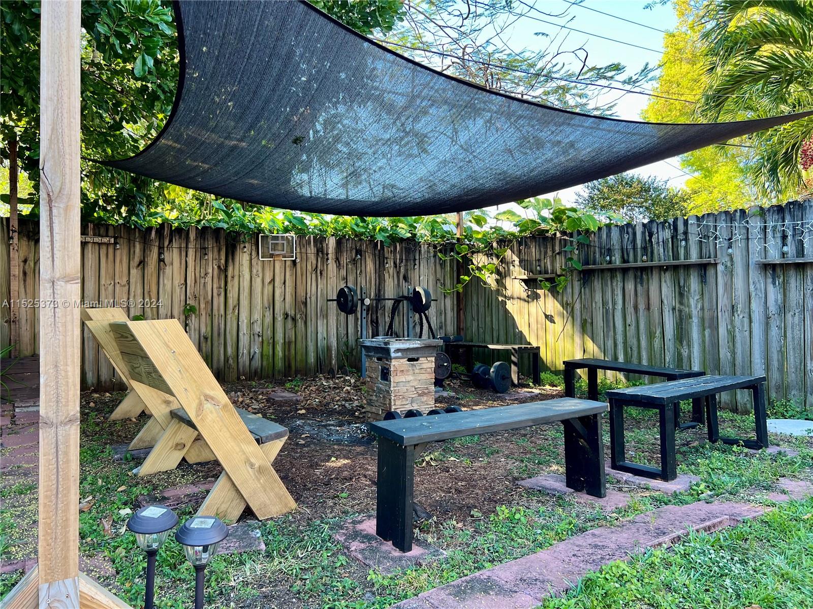 1327 22nd Ter, Fort Lauderdale, FL, 33312 United States, 3 Bedrooms Bedrooms, ,2 BathroomsBathrooms,Residential,For Sale,22nd Ter,A11525373