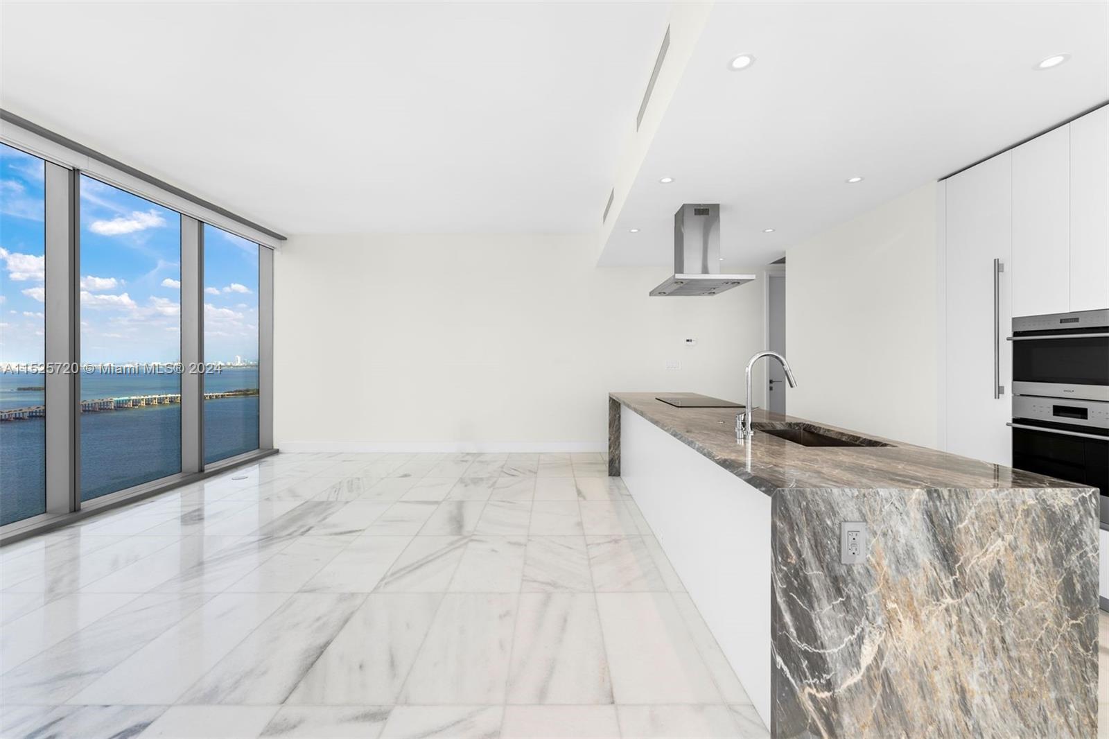 700 NE 26th terr 3206, Miami, Florida 33137, 2 Bedrooms Bedrooms, ,2 BathroomsBathrooms,Residential,For Sale,700 NE 26th terr 3206,A11525720