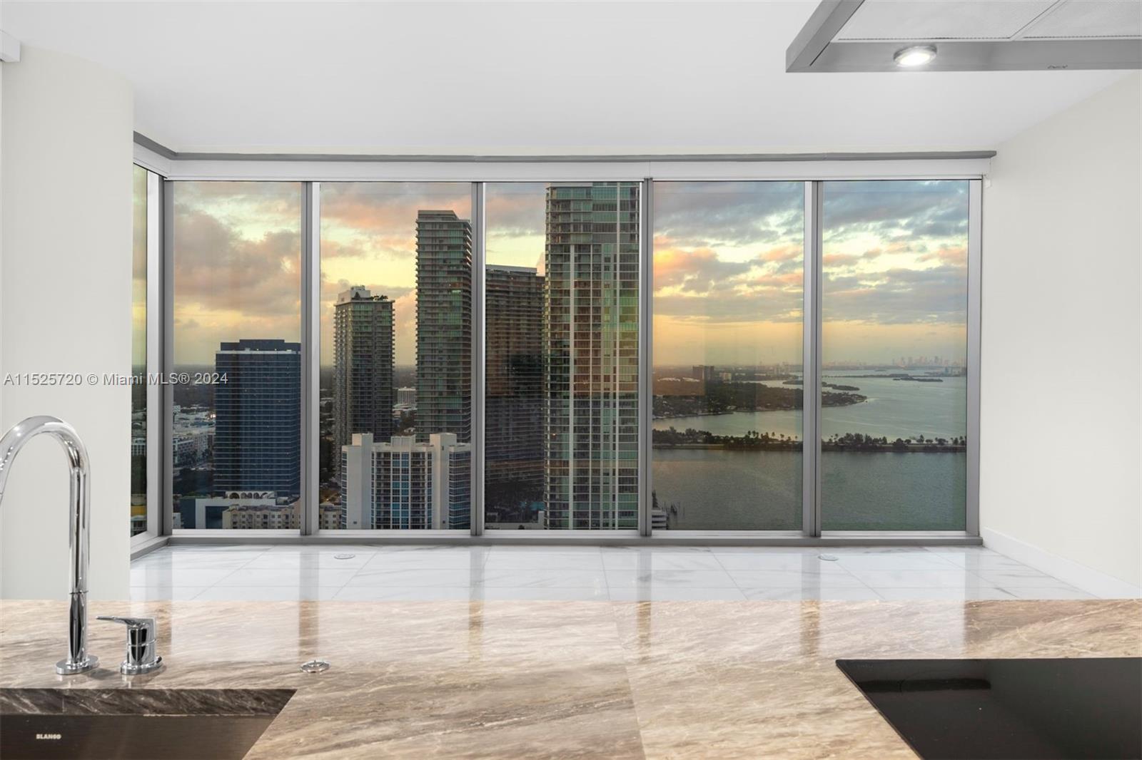 700 NE 26th terr 3206, Miami, Florida 33137, 2 Bedrooms Bedrooms, ,2 BathroomsBathrooms,Residential,For Sale,700 NE 26th terr 3206,A11525720