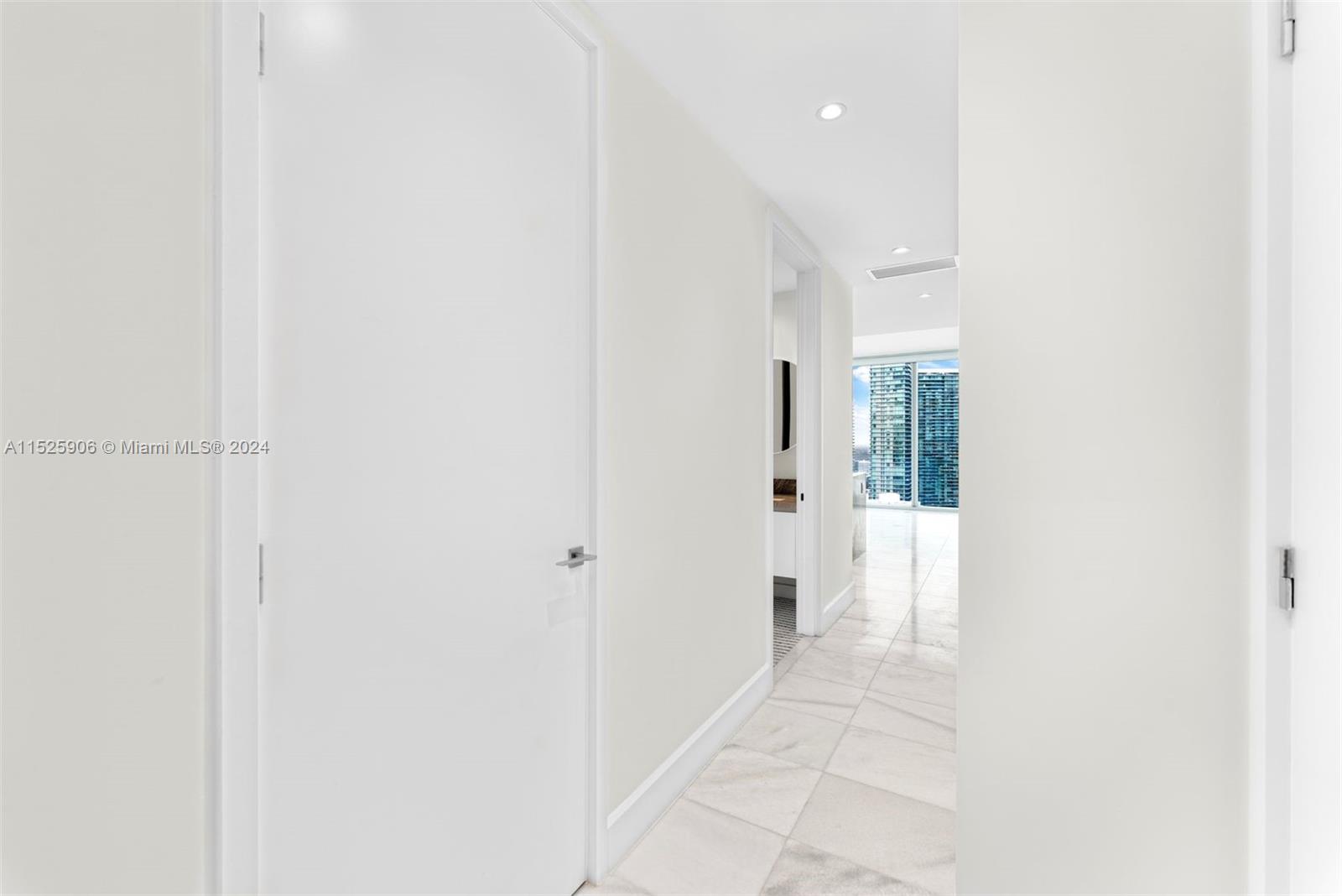 700 NE 26th terr 3206, Miami, Florida 33137, 2 Bedrooms Bedrooms, ,2 BathroomsBathrooms,Residentiallease,For Rent,700 NE 26th terr 3206,A11525906