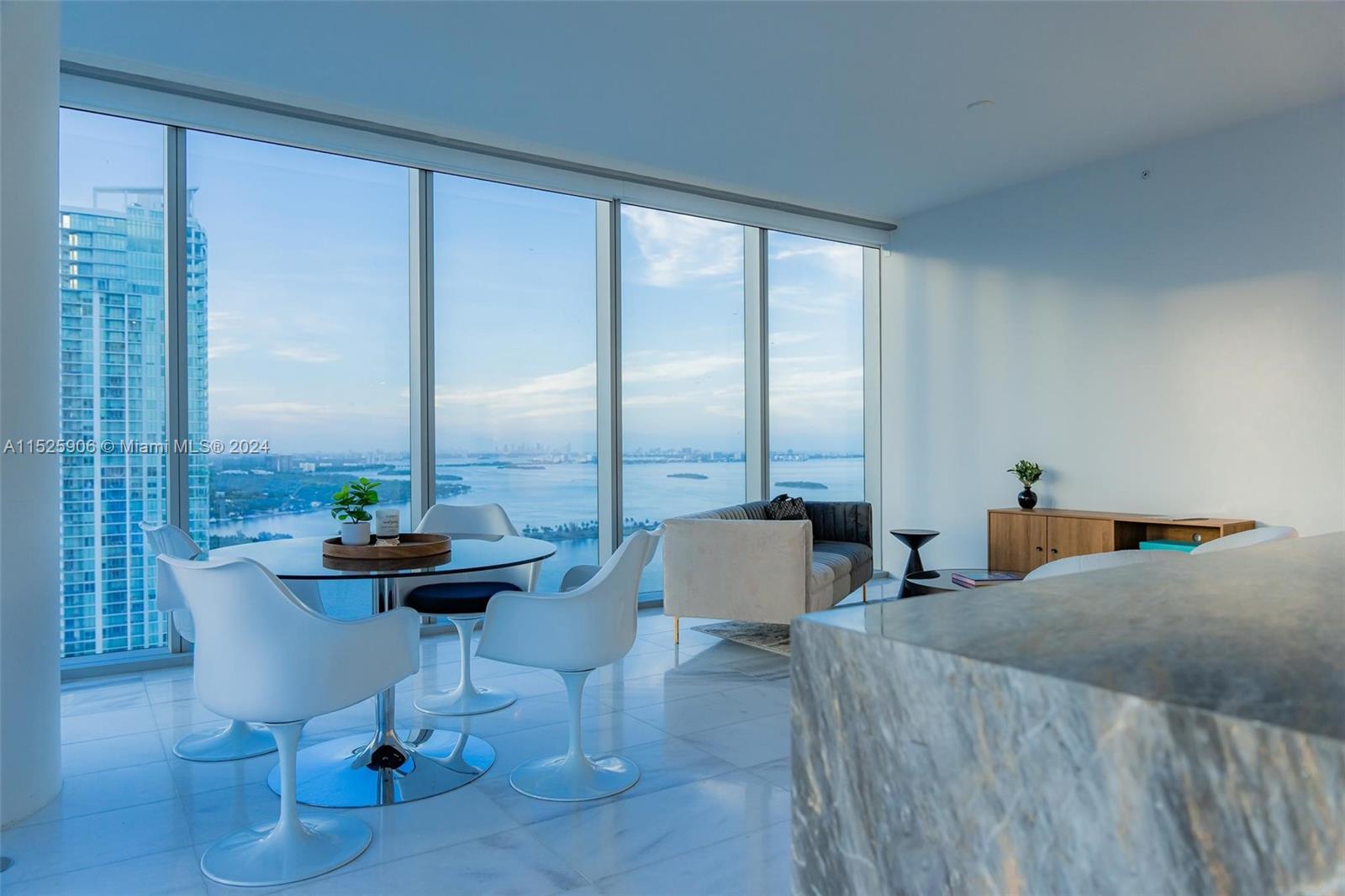 700 NE 26th terr 3206, Miami, Florida 33137, 2 Bedrooms Bedrooms, ,2 BathroomsBathrooms,Residentiallease,For Rent,700 NE 26th terr 3206,A11525906