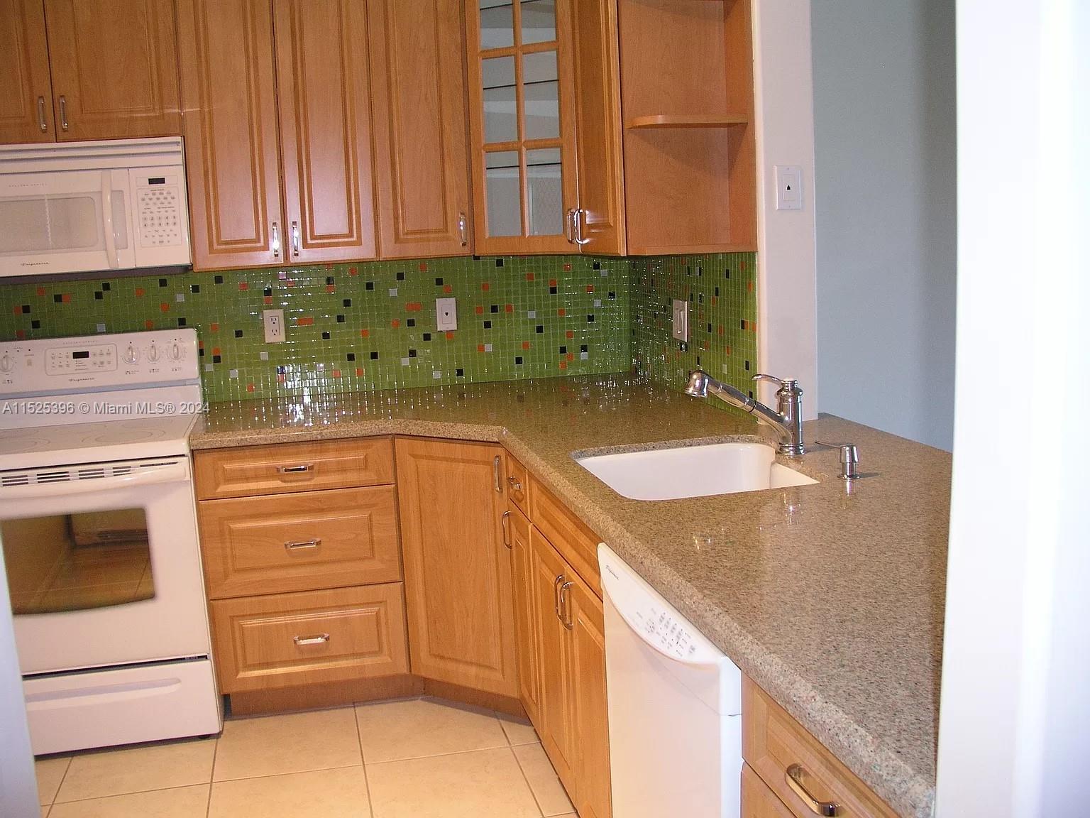 1445 Atlantic Shores Blvd 306, Hallandale Beach, Florida 33009, 1 Bedroom Bedrooms, ,1 BathroomBathrooms,Residential,For Sale,1445 Atlantic Shores Blvd 306,A11525396