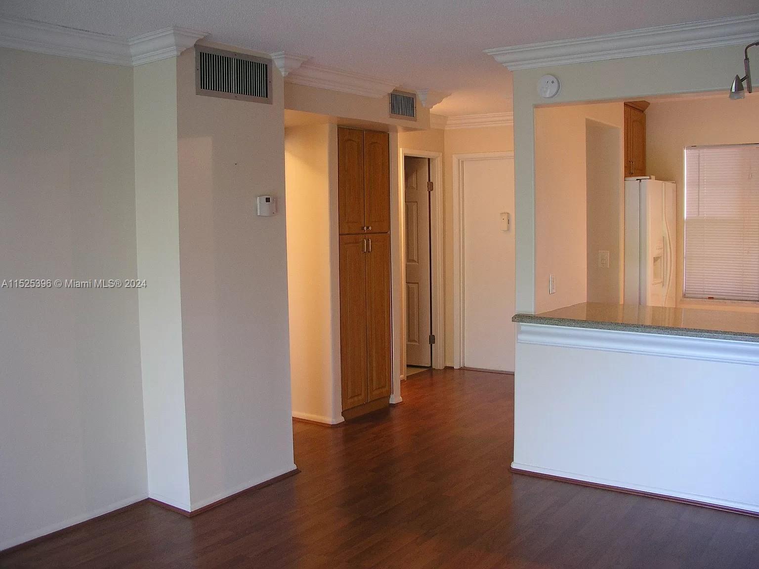 1445 Atlantic Shores Blvd 306, Hallandale Beach, Florida 33009, 1 Bedroom Bedrooms, ,1 BathroomBathrooms,Residential,For Sale,1445 Atlantic Shores Blvd 306,A11525396