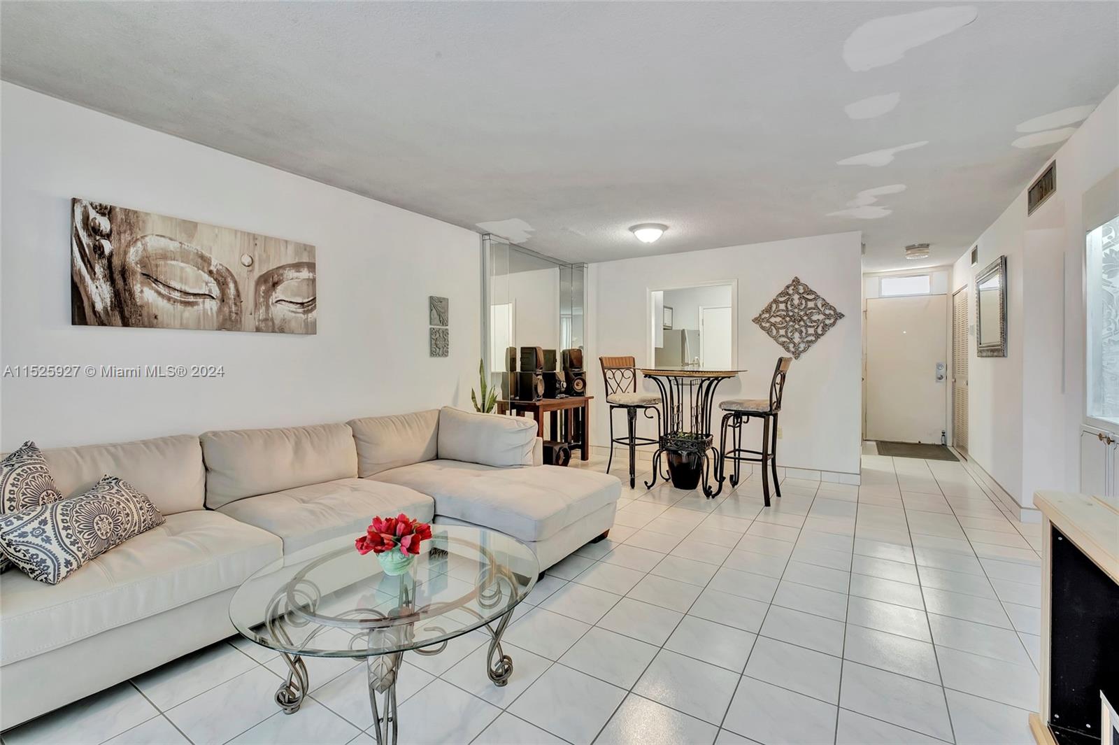 3551 NE 169th St 100, North Miami Beach, Florida 33160, 2 Bedrooms Bedrooms, ,2 BathroomsBathrooms,Residential,For Sale,3551 NE 169th St 100,A11525927