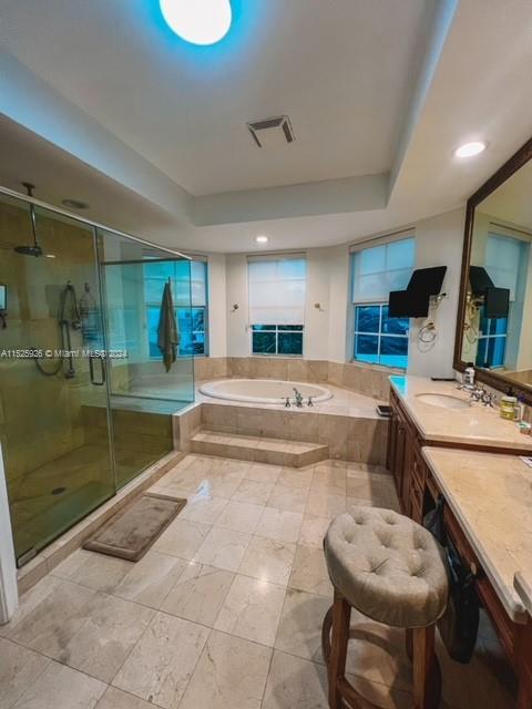 1535 Windjammer Way, Hollywood, Florida 33019, 5 Bedrooms Bedrooms, ,4 BathroomsBathrooms,Residentiallease,For Rent,1535 Windjammer Way,A11525926
