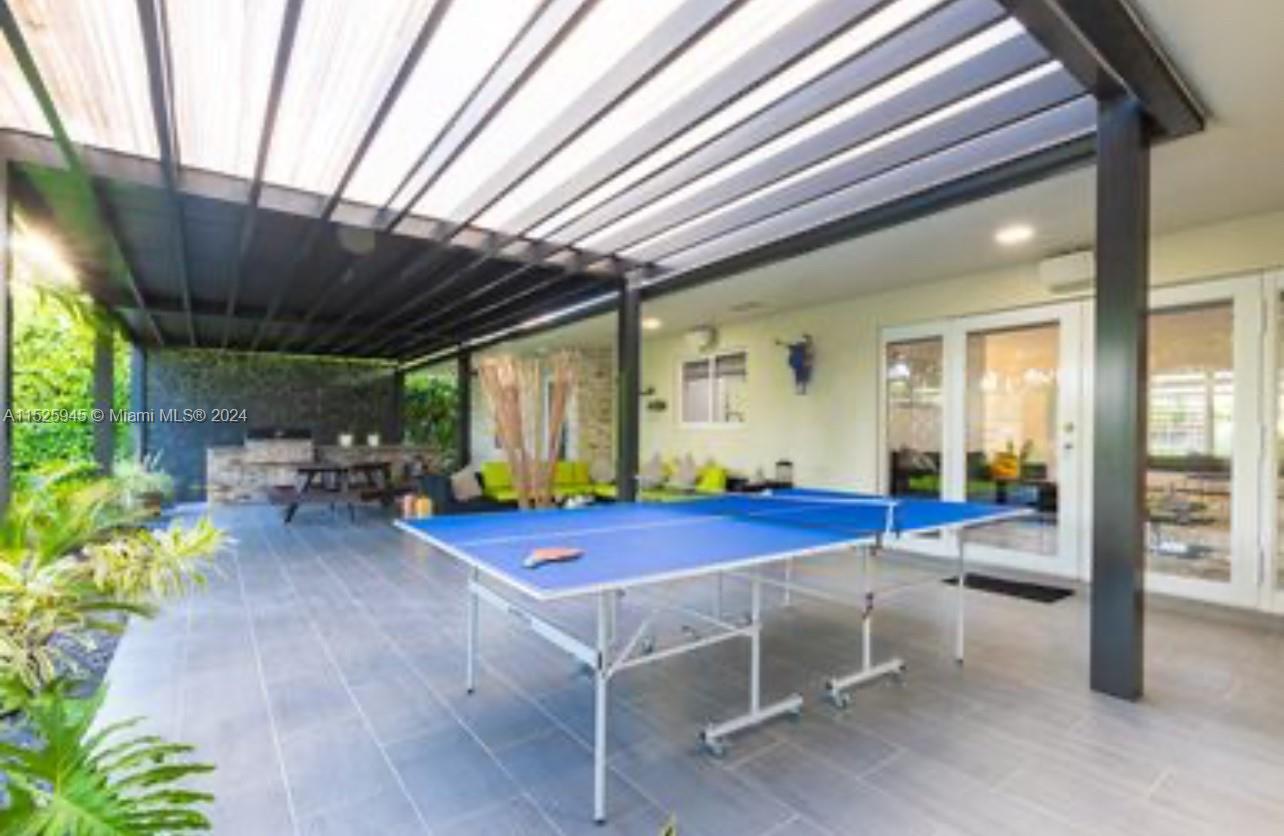 520 Nw 87th, El Portal, Florida 33150, 4 Bedrooms Bedrooms, ,4 BathroomsBathrooms,Residential,For Sale,520 Nw 87th,A11525945