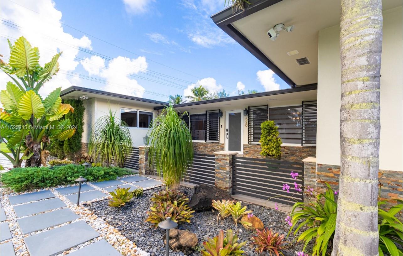 520 Nw 87th, El Portal, Florida 33150, 4 Bedrooms Bedrooms, ,4 BathroomsBathrooms,Residential,For Sale,520 Nw 87th,A11525945