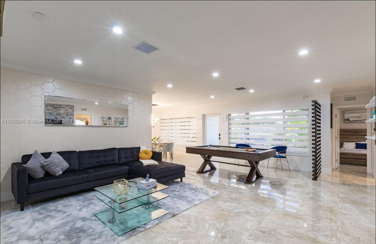 520 Nw 87th, El Portal, Florida 33150, 4 Bedrooms Bedrooms, ,4 BathroomsBathrooms,Residential,For Sale,520 Nw 87th,A11525945