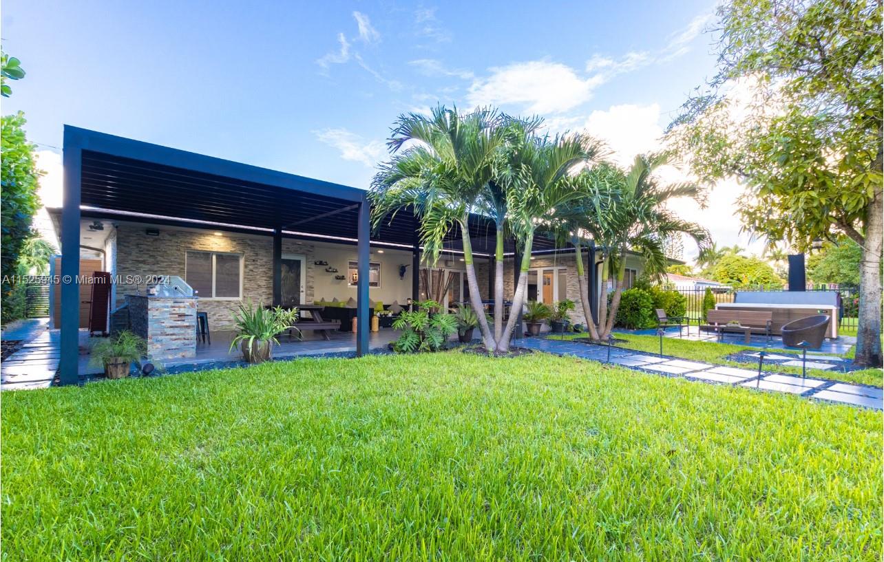 520 Nw 87th, El Portal, Florida 33150, 4 Bedrooms Bedrooms, ,4 BathroomsBathrooms,Residential,For Sale,520 Nw 87th,A11525945