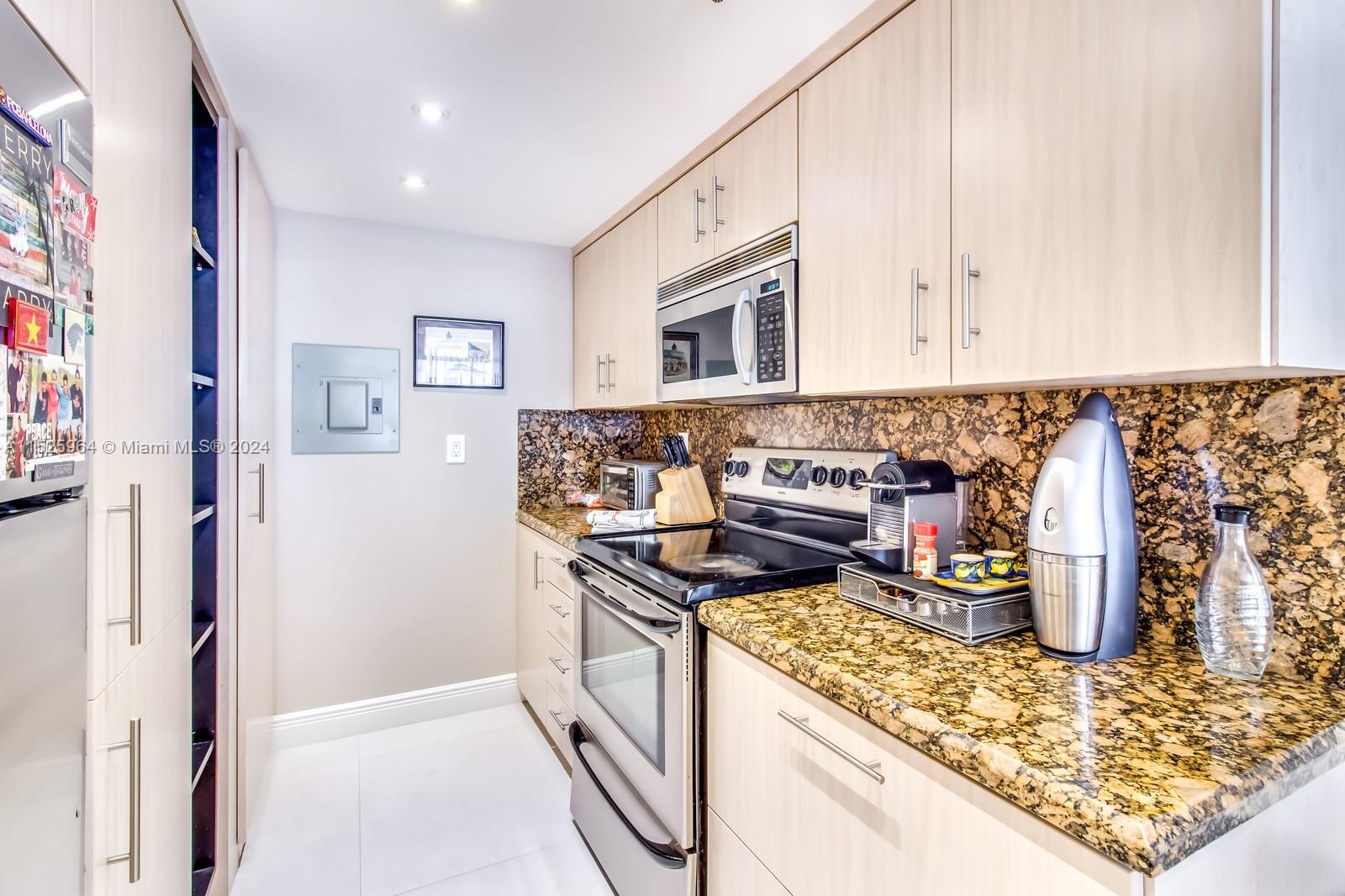 1717 N Bayshore Dr A-2041, Miami, Florida 33132, 3 Bedrooms Bedrooms, ,2 BathroomsBathrooms,Residential,For Sale,1717 N Bayshore Dr A-2041,A11525964