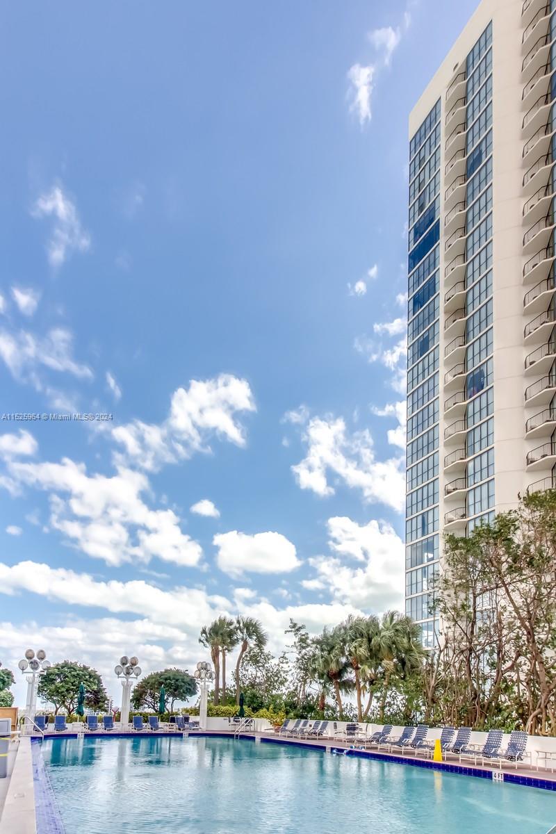 1717 N Bayshore Dr A-2041, Miami, Florida 33132, 3 Bedrooms Bedrooms, ,2 BathroomsBathrooms,Residential,For Sale,1717 N Bayshore Dr A-2041,A11525964