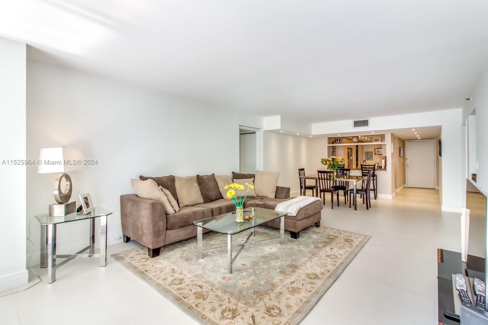 1717 N Bayshore Dr A-2041, Miami, Florida 33132, 3 Bedrooms Bedrooms, ,2 BathroomsBathrooms,Residential,For Sale,1717 N Bayshore Dr A-2041,A11525964