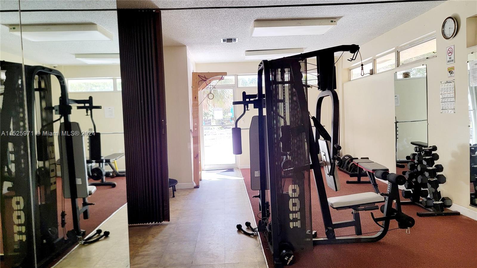17890 W Dixie Hwy 302 Hwy 302, North Miami Beach, Florida 33160, 2 Bedrooms Bedrooms, ,2 BathroomsBathrooms,Residential,For Sale,17890 W Dixie Hwy 302 Hwy 302,A11525971
