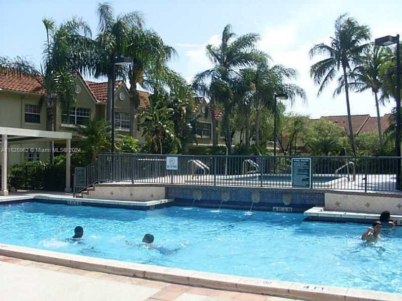 18350 NW 68th Ave I, Hialeah, Florida 33015, 2 Bedrooms Bedrooms, ,2 BathroomsBathrooms,Residential,For Sale,18350 NW 68th Ave I,A11525962