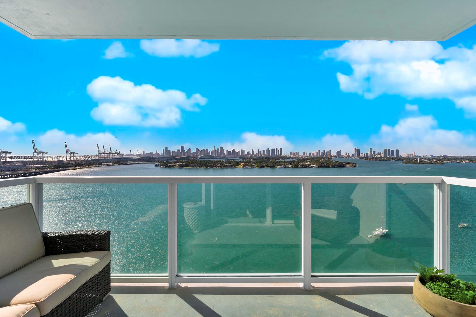 650 West Ave 1709, Miami Beach, Florida 33139, 2 Bedrooms Bedrooms, ,2 BathroomsBathrooms,Residential,For Sale,650 West Ave 1709,A11526020