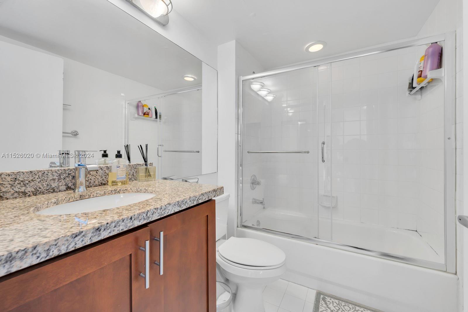 650 West Ave 1709, Miami Beach, Florida 33139, 2 Bedrooms Bedrooms, ,2 BathroomsBathrooms,Residential,For Sale,650 West Ave 1709,A11526020