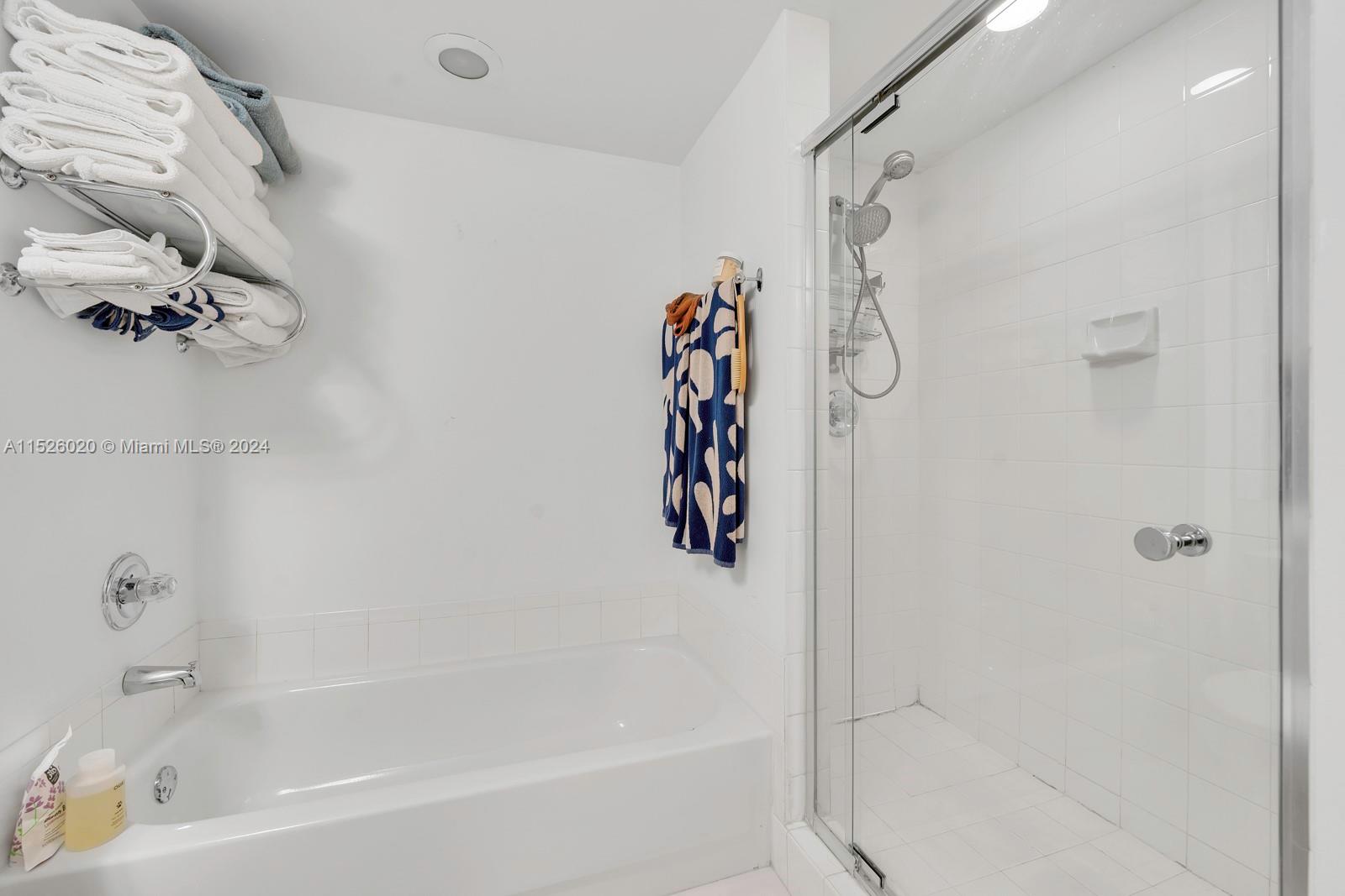 650 West Ave 1709, Miami Beach, Florida 33139, 2 Bedrooms Bedrooms, ,2 BathroomsBathrooms,Residential,For Sale,650 West Ave 1709,A11526020