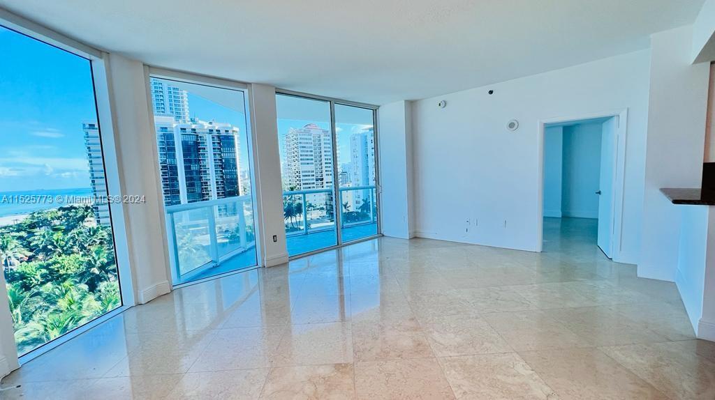 6515 Collins Ave 805, Miami Beach, Florida 33141, 1 Bedroom Bedrooms, ,1 BathroomBathrooms,Residentiallease,For Rent,6515 Collins Ave 805,A11525773