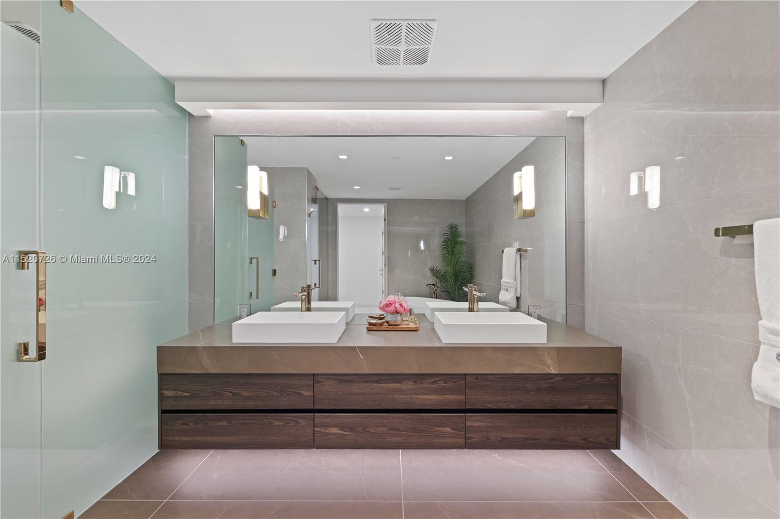 1116 Ocean Blvd, Pompano Beach, FL, 33062 United States, 4 Bedrooms Bedrooms, ,4 BathroomsBathrooms,Residential,For Sale,Ocean Blvd,A11520726