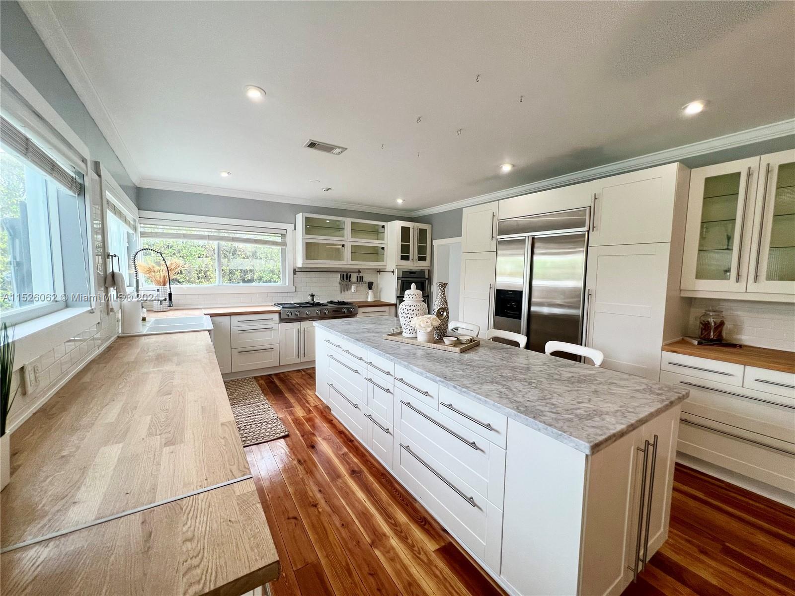 16570 35th Ave, North Miami Beach, FL, 33160 United States, 4 Bedrooms Bedrooms, ,4 BathroomsBathrooms,Residential,For Sale,35th Ave,A11526062