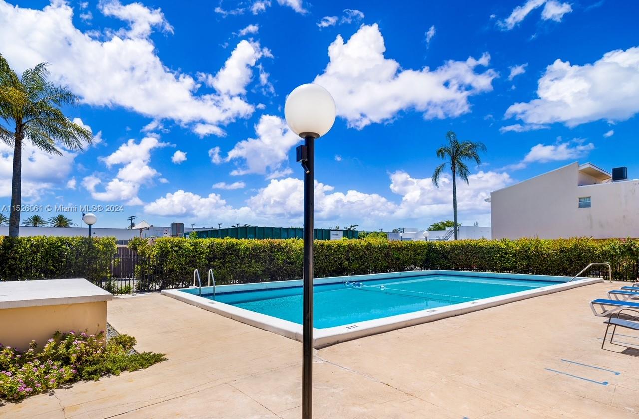 8821 NE 4th Ave Rd, Miami Shores, Florida 33138, 2 Bedrooms Bedrooms, 1 Room Rooms,1 BathroomBathrooms,Residential,For Sale,8821 NE 4th Ave Rd,A11526061