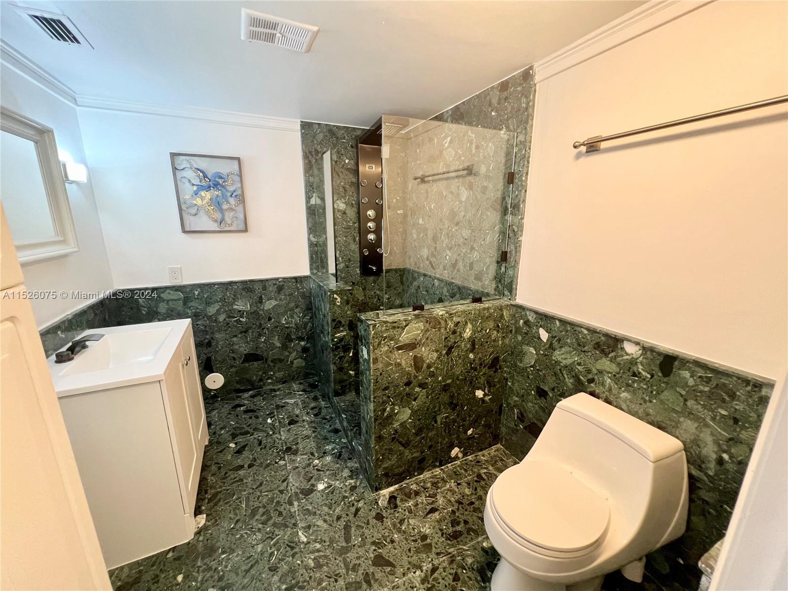 16570 NE 35th Ave, North Miami Beach, Florida 33160, 4 Bedrooms Bedrooms, ,4 BathroomsBathrooms,Residentiallease,For Rent,16570 NE 35th Ave,A11526075