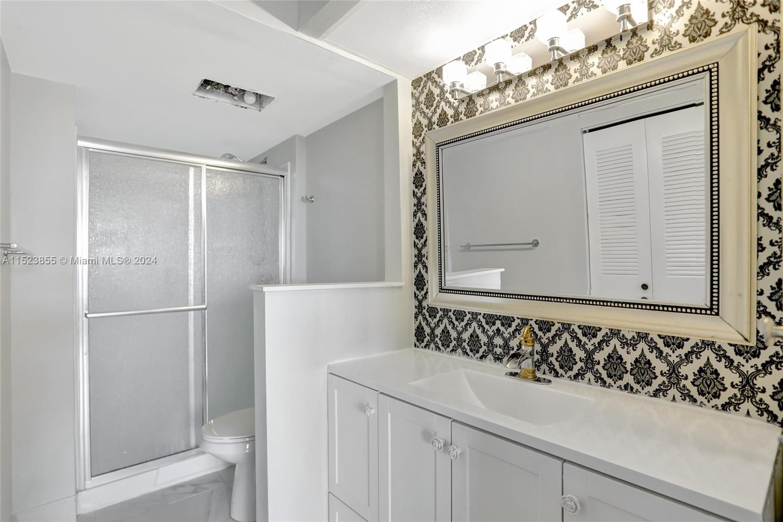 3671 Environ Blvd 666, Lauderhill, Florida 33319, 2 Bedrooms Bedrooms, ,2 BathroomsBathrooms,Residentiallease,For Rent,3671 Environ Blvd 666,A11523855