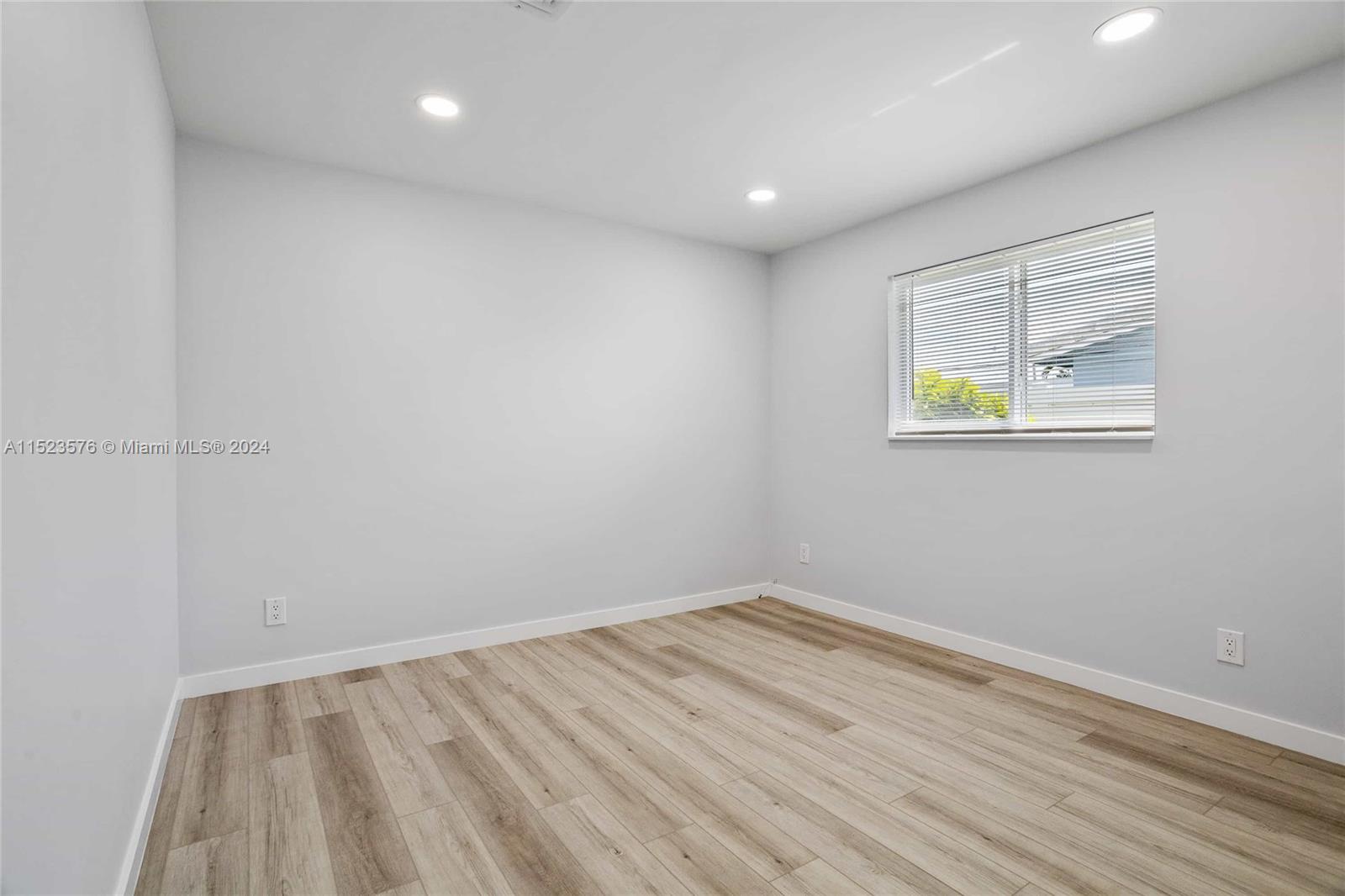 3329 Arthur St, Hollywood, Florida 33021, 3 Bedrooms Bedrooms, ,2 BathroomsBathrooms,Residential,For Sale,3329 Arthur St,A11523576