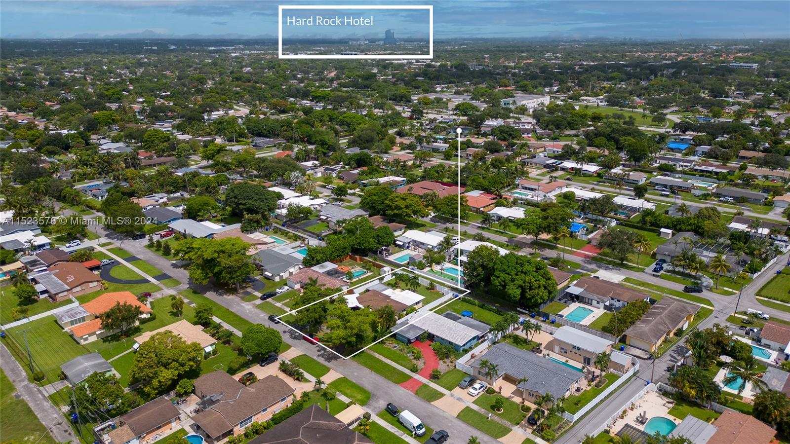 3329 Arthur St, Hollywood, Florida 33021, 3 Bedrooms Bedrooms, ,2 BathroomsBathrooms,Residential,For Sale,3329 Arthur St,A11523576