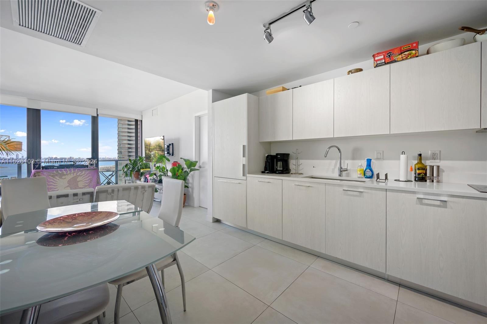 501 NE 31st St 2101, Miami, Florida 33137, 3 Bedrooms Bedrooms, ,2 BathroomsBathrooms,Residential,For Sale,501 NE 31st St 2101,A11526103