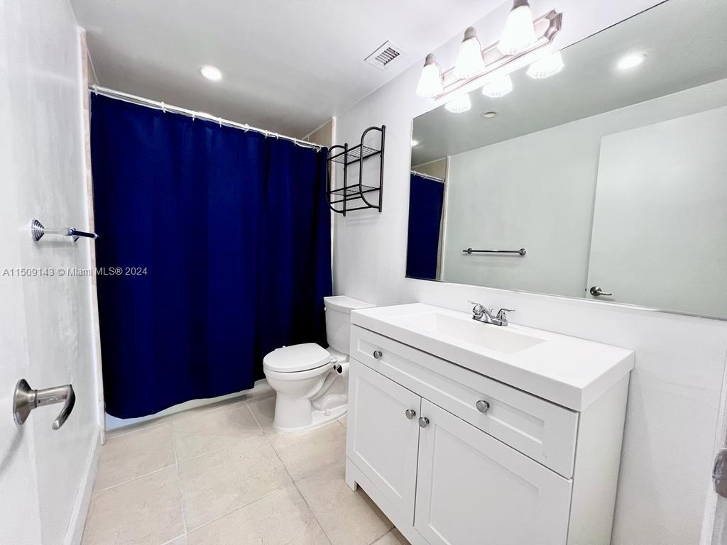 401 69th St 1403, Miami Beach, Florida 33141, ,1 BathroomBathrooms,Residentiallease,For Rent,401 69th St 1403,A11509143