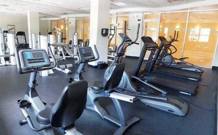 401 69th St 1403, Miami Beach, Florida 33141, ,1 BathroomBathrooms,Residentiallease,For Rent,401 69th St 1403,A11509143