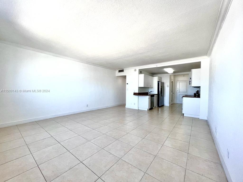 401 69th St 1403, Miami Beach, Florida 33141, ,1 BathroomBathrooms,Residentiallease,For Rent,401 69th St 1403,A11509143