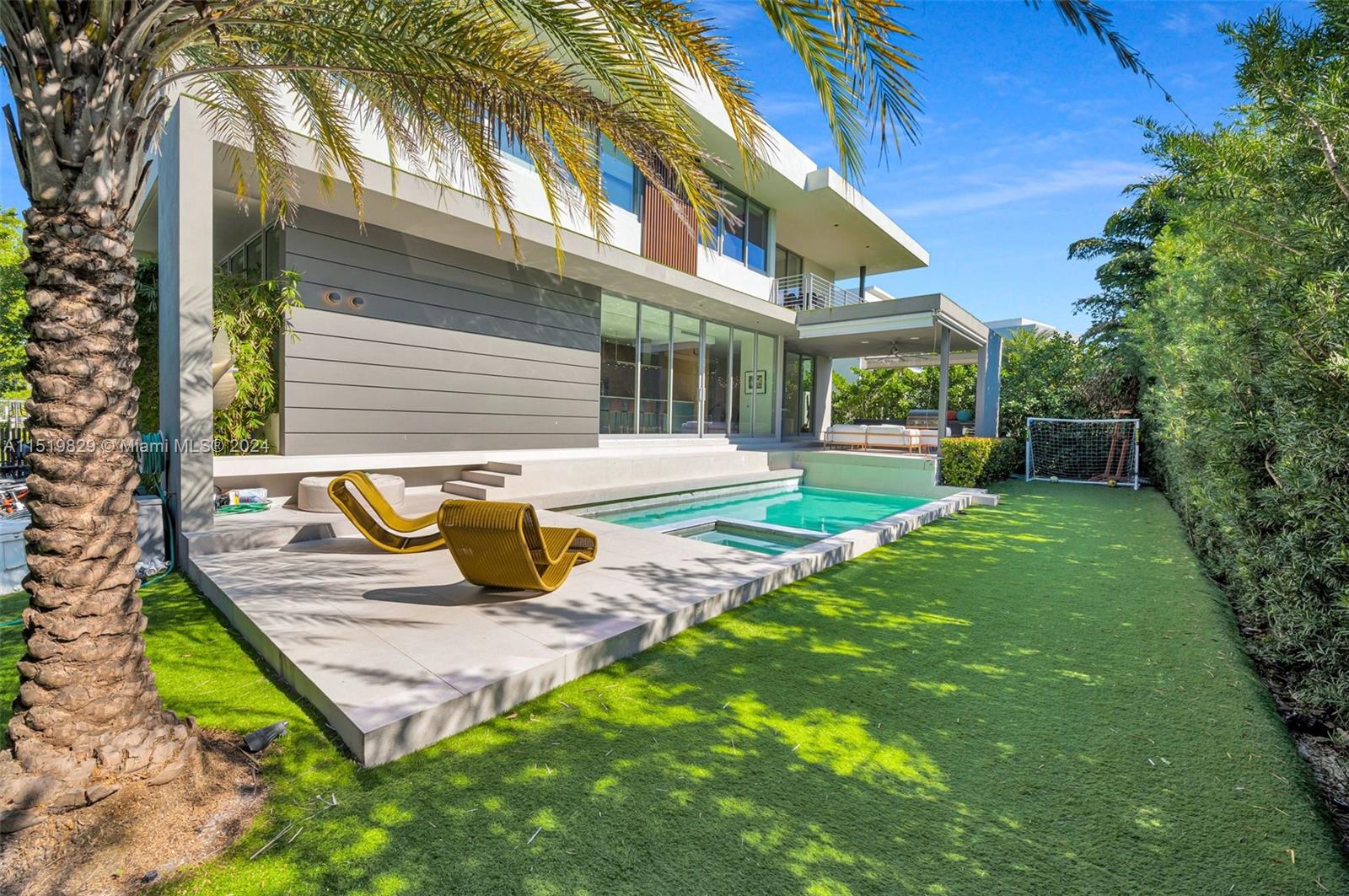 310 Redwood Ln, Key Biscayne, FL, 33149 United States, 6 Bedrooms Bedrooms, ,5 BathroomsBathrooms,Residential,For Sale,Redwood Ln,A11519829