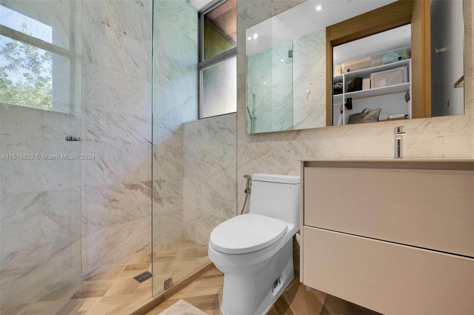 310 Redwood Ln, Key Biscayne, FL, 33149 United States, 6 Bedrooms Bedrooms, ,5 BathroomsBathrooms,Residential,For Sale,Redwood Ln,A11519829