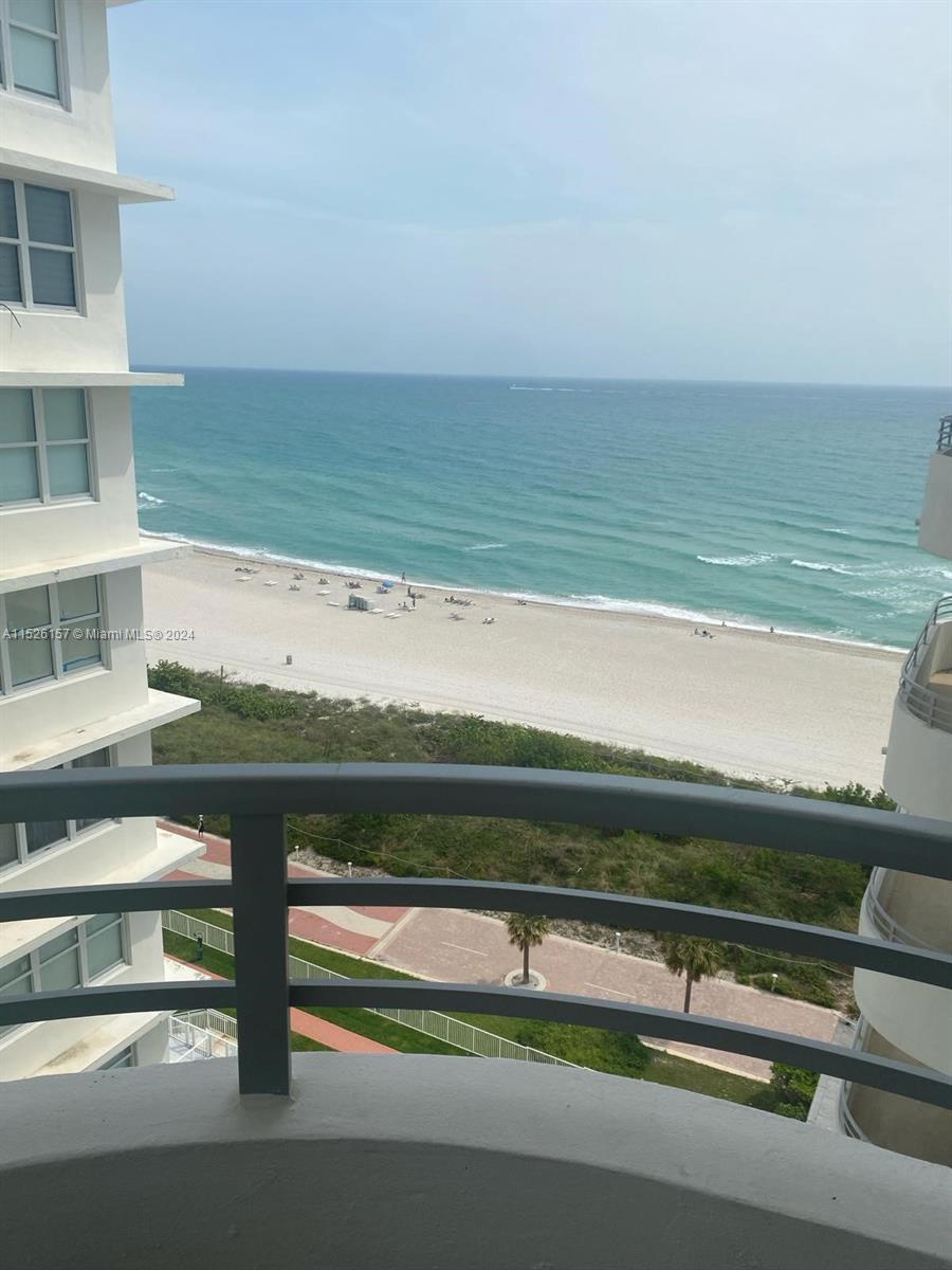 5555 Collins Ave 14C, Miami Beach, Florida 33140, 1 Bedroom Bedrooms, ,1 BathroomBathrooms,Residentiallease,For Rent,5555 Collins Ave 14C,A11526157