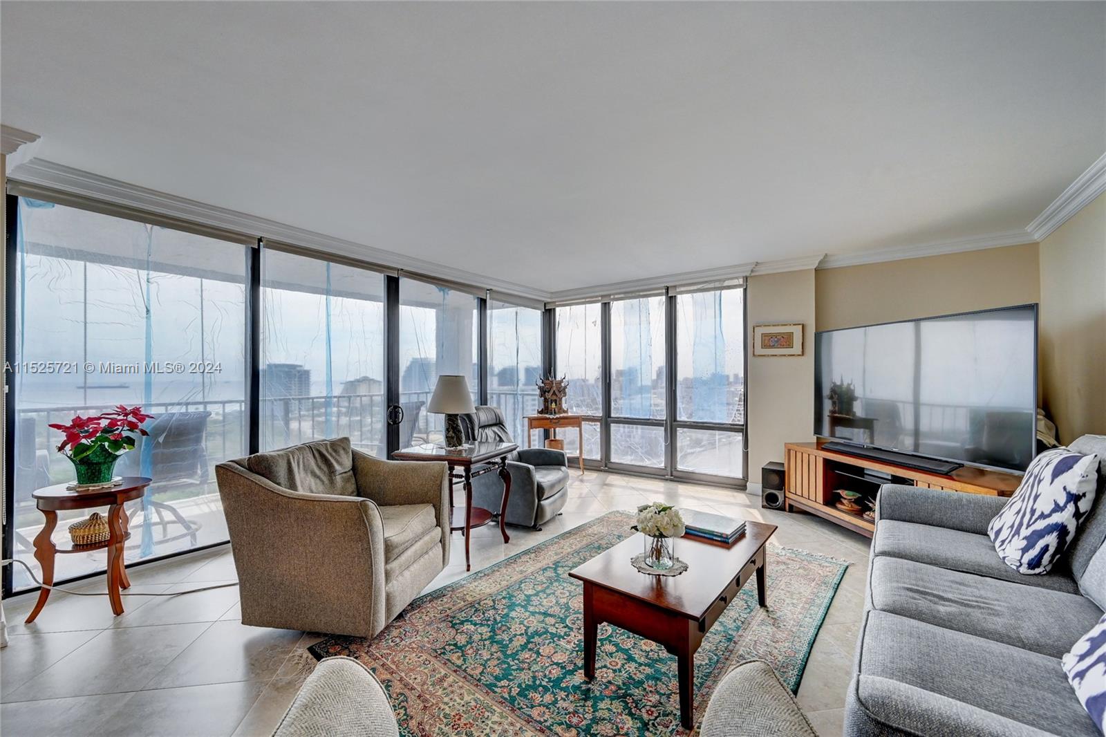 936 Intracoastal Dr, Fort Lauderdale, FL, 33304 United States, 2 Bedrooms Bedrooms, ,2 BathroomsBathrooms,Residential,For Sale,Intracoastal Dr,A11525721